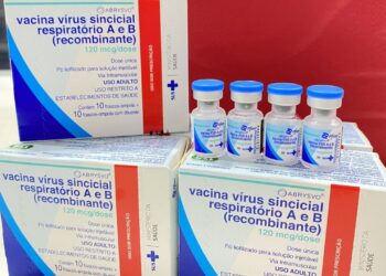 Teresina inicia vacinação contra o VSR para proteção de gestantes e recém-nascidos