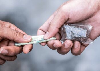 Comissão da Câmara aprova punição maior para tráfico de drogas em estabelecimentos de ensino