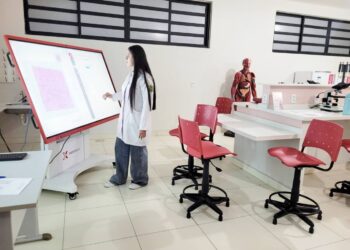 Estudantes de Medicina poderão ter dupla graduação com tecnólogo em Ciência de Dados