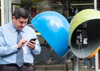 Orelhões serão extintos em todo o Brasil até o fim de 2028