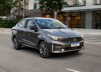 Fiat celebra 500 mil unidades produzidas do Cronos na América do Sul