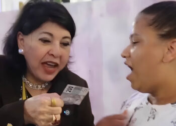 Cantora Roberta Miranda surpreende ambulante ao comprar toda mercadoria e emociona web