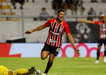São Paulo bate Ponte Preta e garante duelo com o Bragantino nas quartas do Paulistão