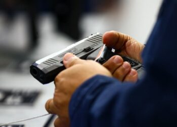 Comissão do Senado vota projetos para derrubar decreto que restringiu acesso a armas