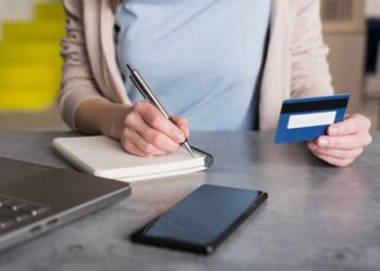 Educação financeira: 5 dicas para usar o cartão de crédito com responsabilidade