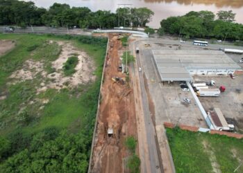 Obra de galeria avança na zona Sul de Teresina e segue em execução no bairro São Pedro