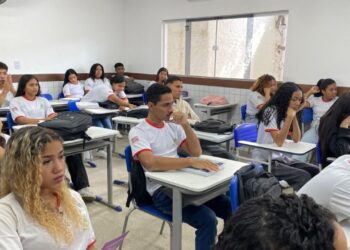 Prefeitura de Timon e TJMA levam conscientização sobre violência contra a mulher às escolas