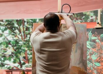 Arte, negócios e saúde mental marcam a 1º Feira Artística do Unifacid Wyden nesta quarta (29)