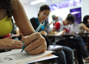 Prorrogado prazo para pedir isenção da taxa de inscrição no Enem 2026