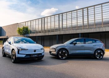 Volvo EX30 é o carro premium mais emplacado na primeira quinzena de abril