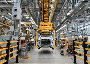 Omoda & Jaecoo vai produzir carros no Brasil em fábrica da Jaguar Land Rover