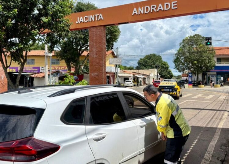 Teresina recebe novos cruzamentos semafóricos após estudos técnicos da Strans