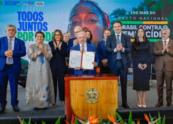 Lula assina pacote de medidas para ampliar proteção às mulheres e reforçar segurança digital no Brasil
