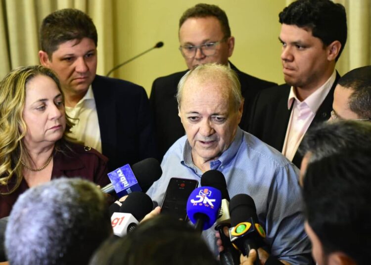 Prefeitura de Teresina nomeia 164 servidores na saúde e 481 na educação