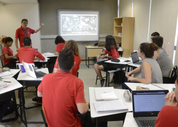 Portal Mais Professores abre vagas para novas pós-graduações