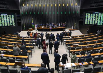 Em ano eleitoral, votação da LDO de 2027 pode acontecer só em agosto