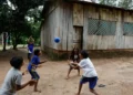 Unicef mapeia cidades onde crianças estão expostas a riscos ambientais