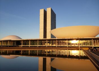 Eleições deste ano vão definir 54 vagas no Senado e todas as 513 vagas da Câmara