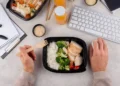 Trocar comida de verdade por alimentos ultraprocessados ditos ‘saudáveis’ pode aumentar o risco de doenças crônicas