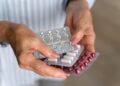 Descarte correto de medicamentos ajuda saúde pública e meio ambiente