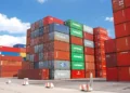 Tufões na China ameaçam abastecimento de pneus no Brasil