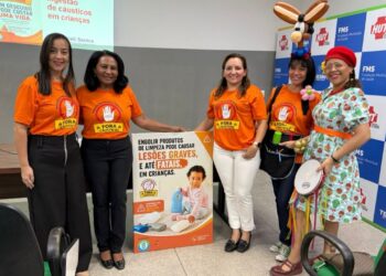 Colaboradores do HUT e acompanhantes recebem orientação sobre perigos da ingestão de produtos por crianças