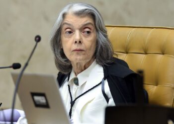 STF provocou mal-estar cívico na população, diz Cármen Lúcia