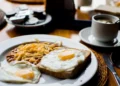 Proteína do café da manhã ao jantar: 5 dicas para incluir o nutriente em todas as refeições